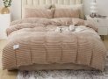 Велюровое постельное белье Colorfull Home. Шарпей бежевое
