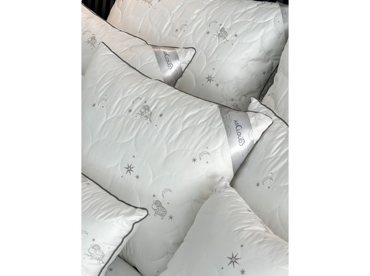 Гипоаллергенная стеганая подушка ArCloud. Lamb Merino Beige