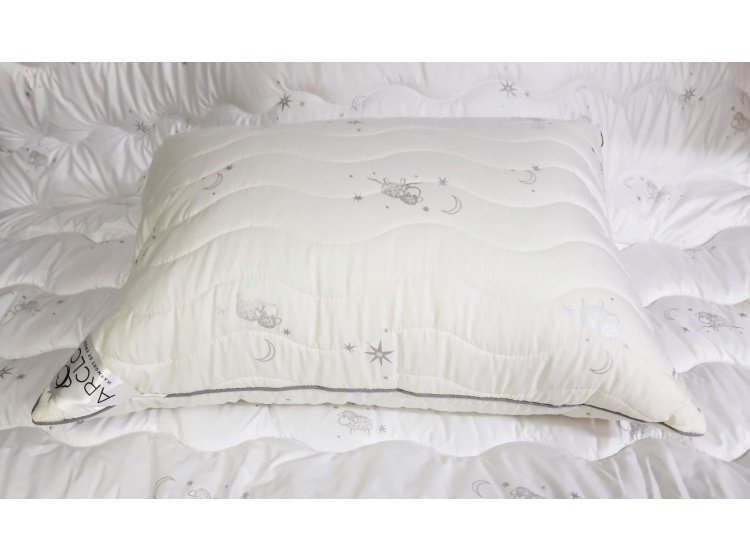 Гипоаллергенная стеганая подушка ArCloud. Lamb Merino Beige
