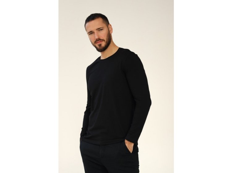 Лонгслив мужской German Volf. 23115 черного цвета