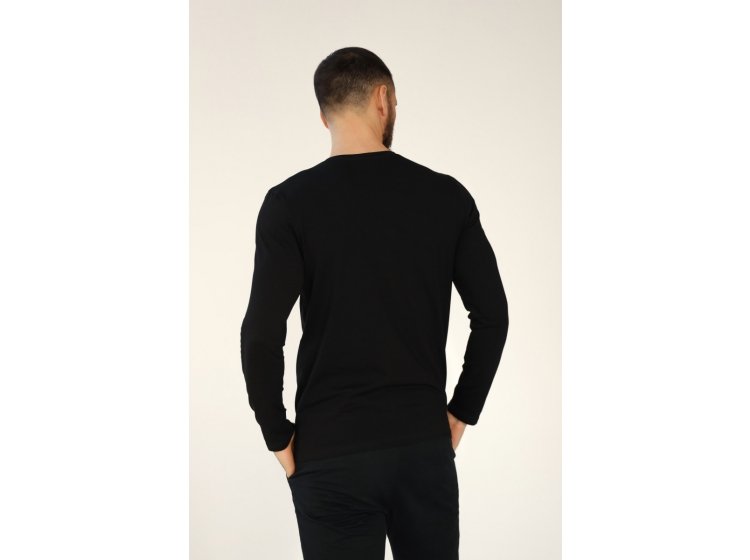 Лонгслив мужской German Volf. 23115 черного цвета