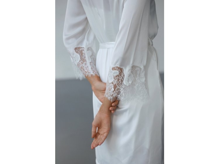 Комплект шелковый белый German Volf. 24029 Халат и сорочка