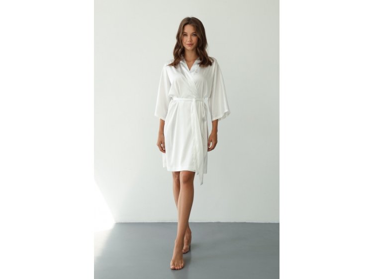 Халат женский шелковый German Volf. Кимоно 24063 белого цвета