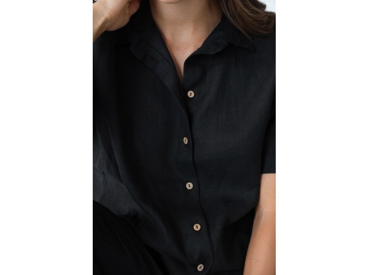 Рубашка женская льняная German Volf. 24127 черного цвета