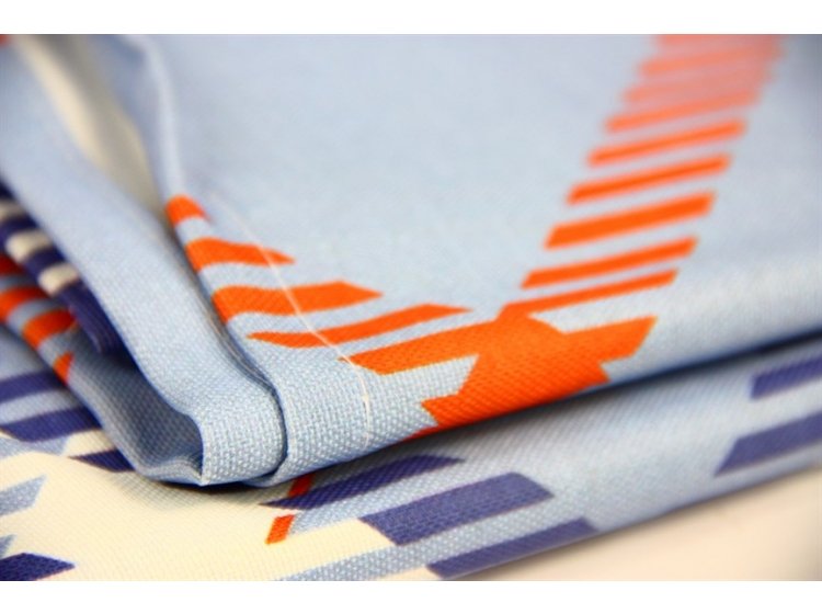 Скатерть Lighthouse. Diagonal blue