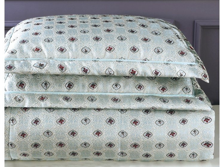 Покрывало с наволочками Arya. Alfio