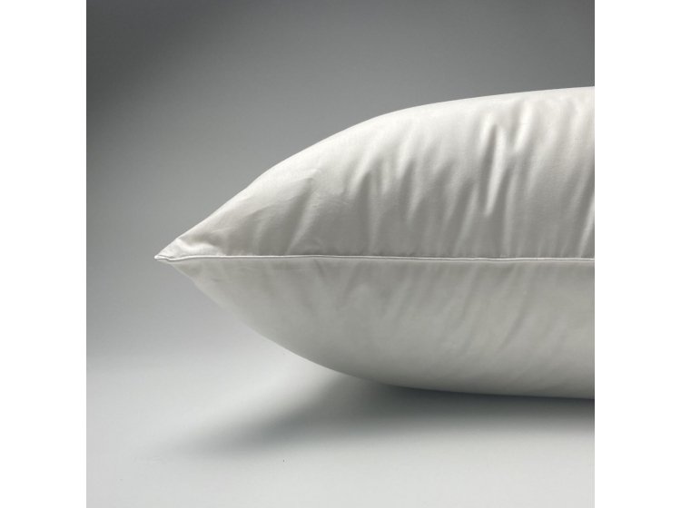 Подушка пуховая облегченная Iglen с белым пухом и кантом, 100% пух