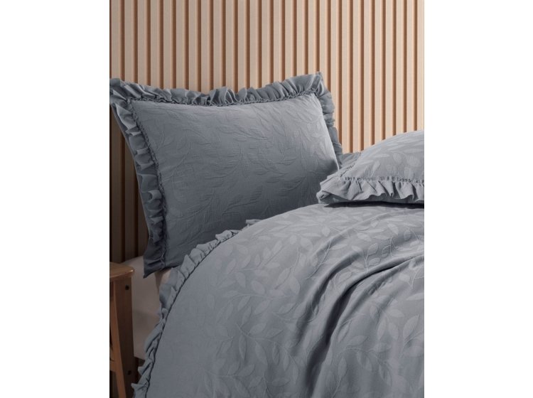 Жаккардовое покрывало с наволочками Saheser. Ilda gri