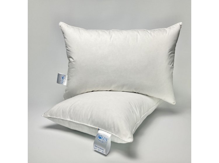 Подушка пуховая облегченная Iglen с белым пухом и кантом, 100% пух