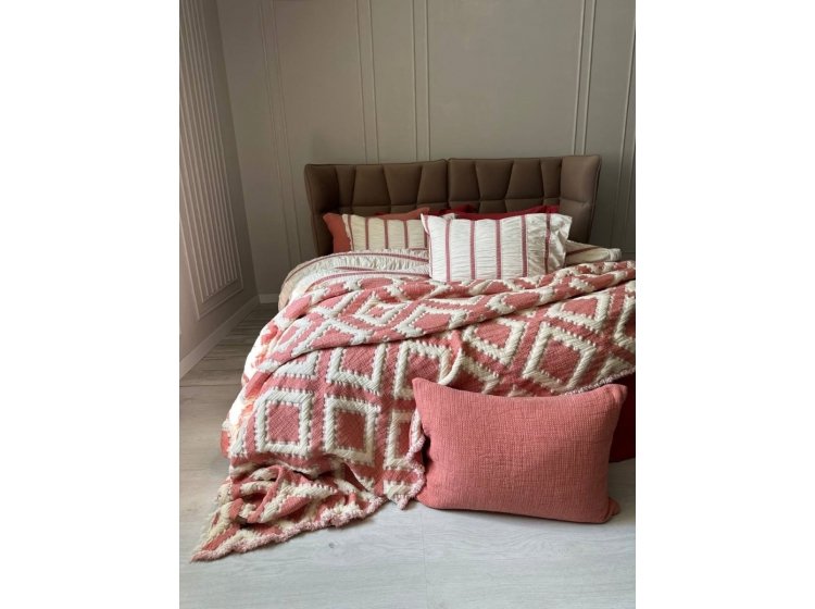 Муслиновое покрывало с наволочками Saheser. Sonia krem-kiremit