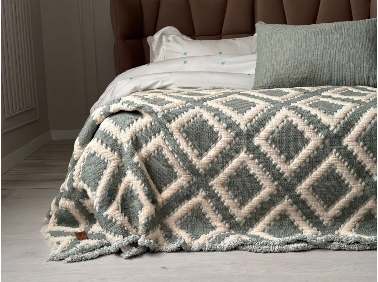 Муслиновое покрывало с наволочками Saheser. Sonia krem-mint