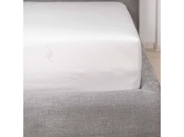 Наматрасник водонепронецаемый Viluta. Трикотаж с бортом