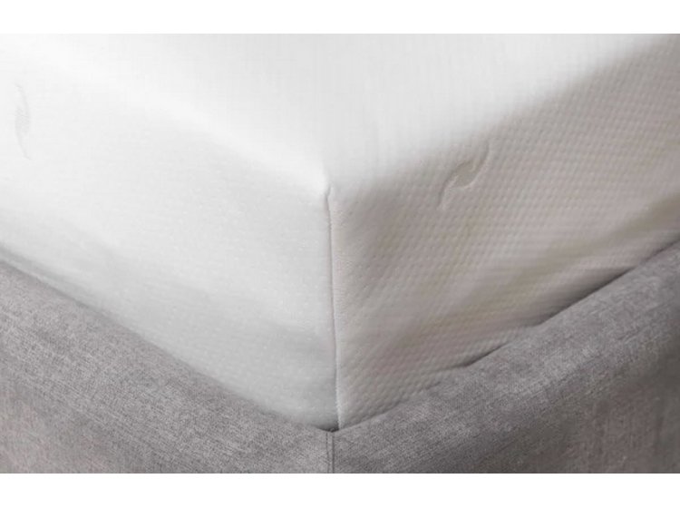 Наматрасник водонепронецаемый Viluta. Трикотаж с бортом