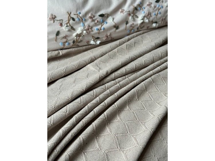 Натуральный плед-пике с бахромой Saheser. Bari bej