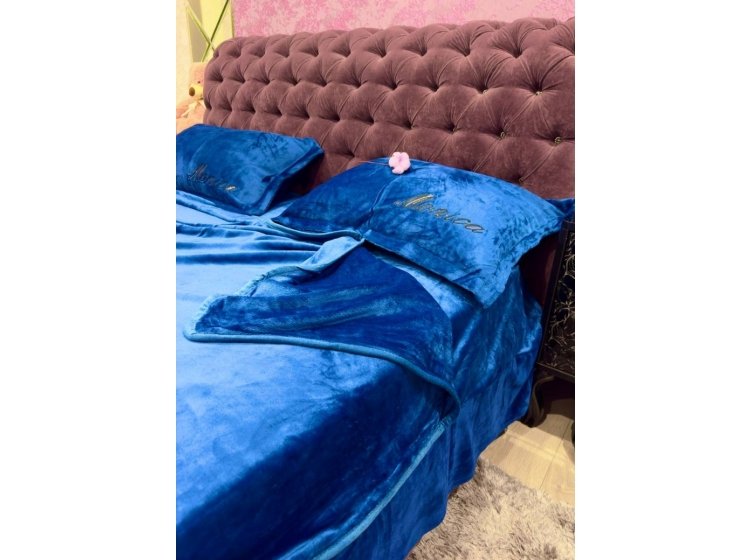 Велюровое постельное белье Koloco. Monica синее