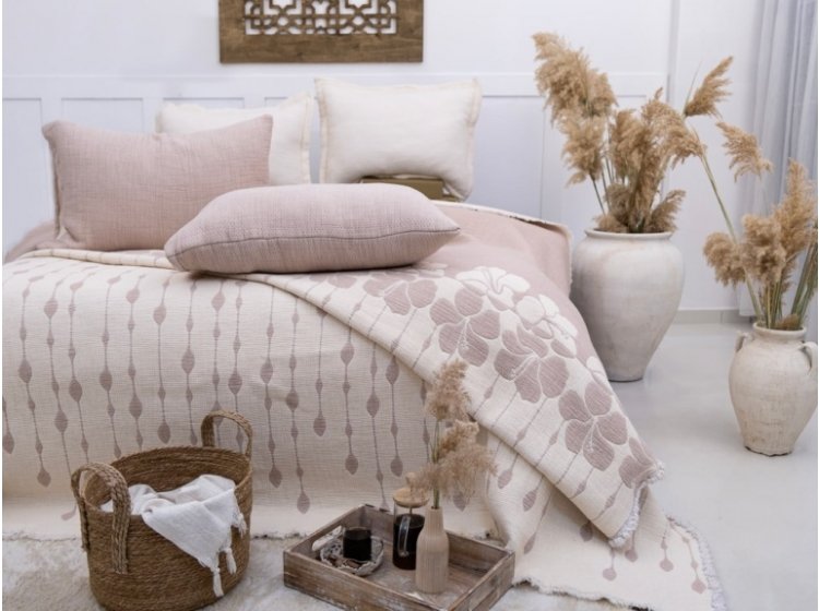 Муслиновое покрывало с наволочками Saheser. Sole Bej