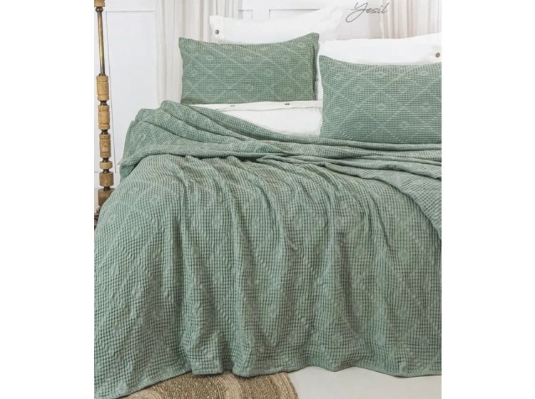 Жаккардовое покрывало с наволочками Saheser. Salsa yesil