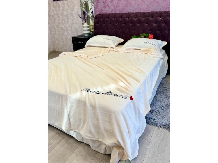 Велюровое постельное белье Koloco. Monica молочное