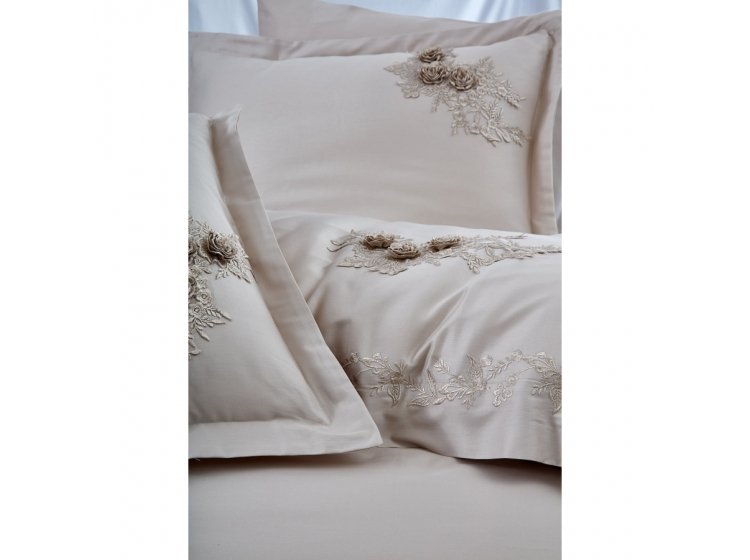 Постельное белье Dantela Vita. Safir bej с кружевом