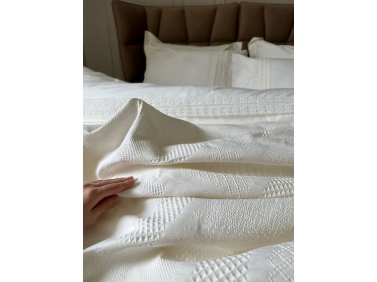 Постельное белье Saheser. Eco cotton Freya krem с пике