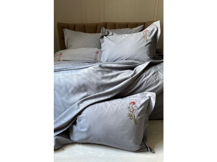 Постельное белье Saheser. Noris grey хлопок с вышивкой и пике