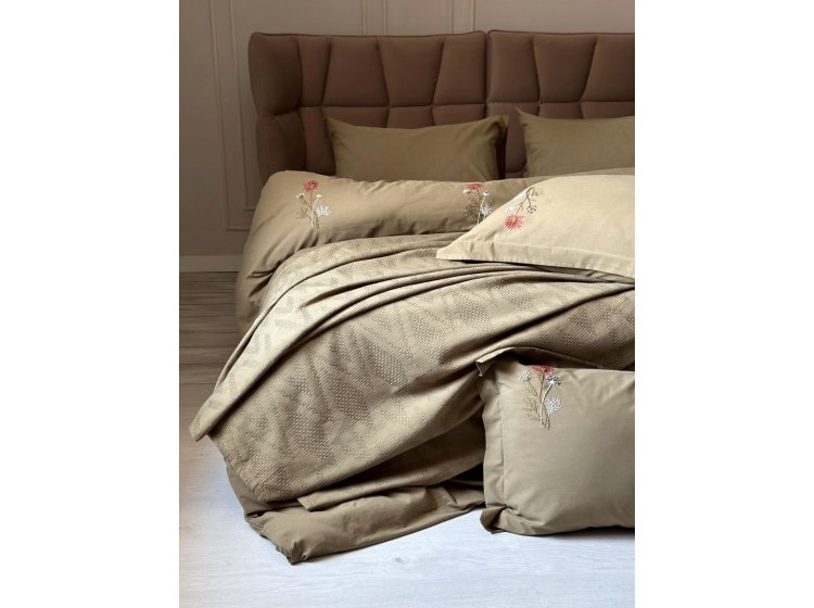 Постельное белье Saheser. Noris khaki хлопок с вышивкой и пике