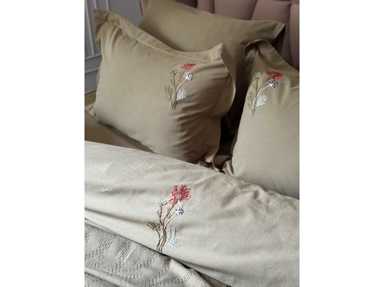 Постельное белье Saheser. Noris khaki хлопок с вышивкой и пике