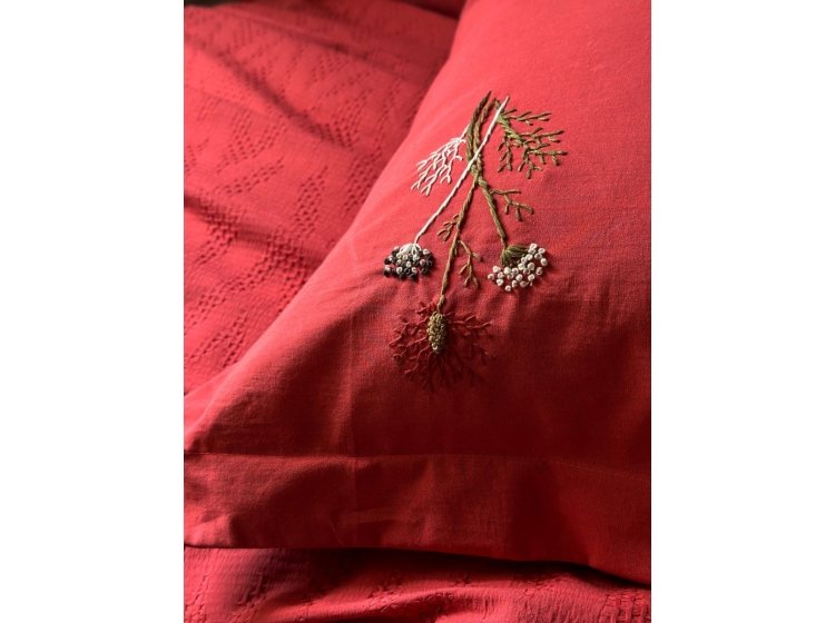 Постельное белье Saheser. Noris vermilion хлопок с вышивкой и пике