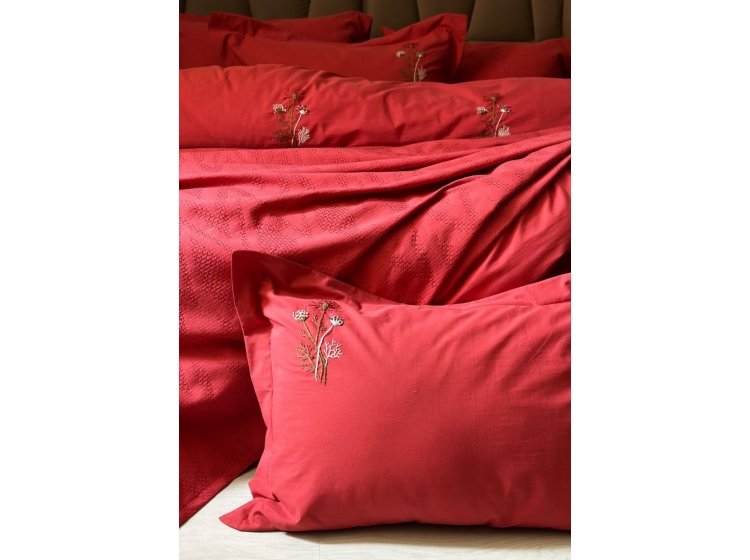 Постельное белье Saheser. Noris vermilion хлопок с вышивкой и пике