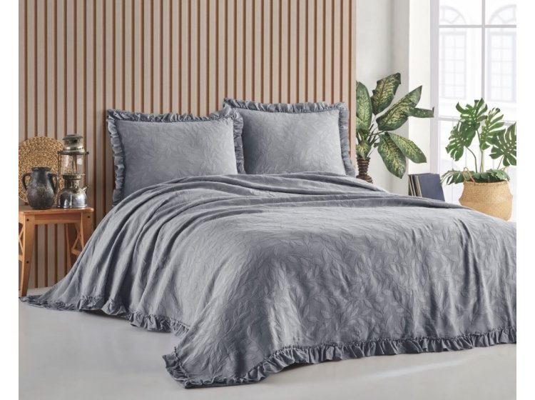 Жаккардовое покрывало с наволочками Saheser. Ilda gri