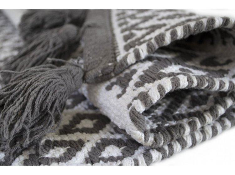 Коврик Irya. King siyah с кисточками