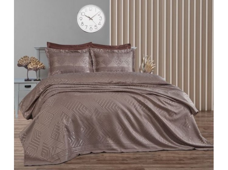 Жаккардовое покрывало с наволочками Dantela Vita. Justo Kahve