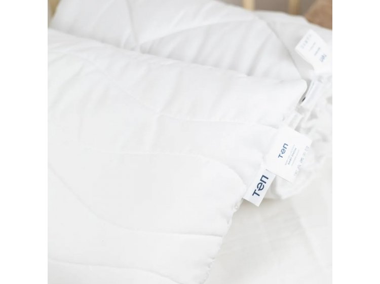 Подушка детская ТЕП. Baby Snow Microfiber стеганый чехол