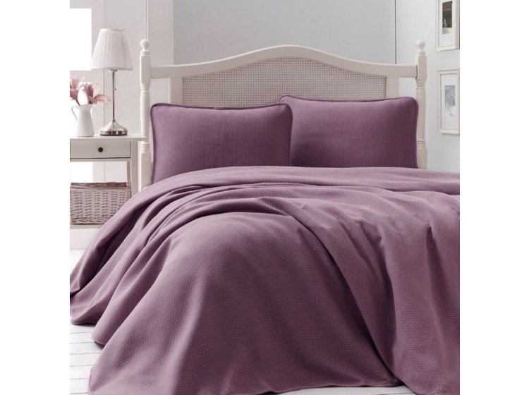 Жаккардовое покрывало с наволочками Saheser. Liv plume